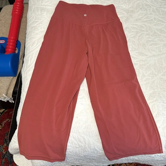 Lululemon Align Wide Leg Crop Pants, size 8, EUC - Picture 2 of 5